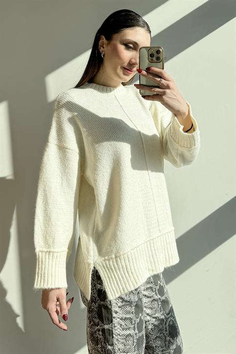 Ekru Yarım Balıkçı Oversize Kazak
