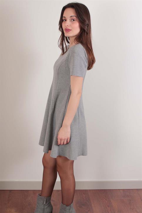 Gri Geniş Etekli Elbise