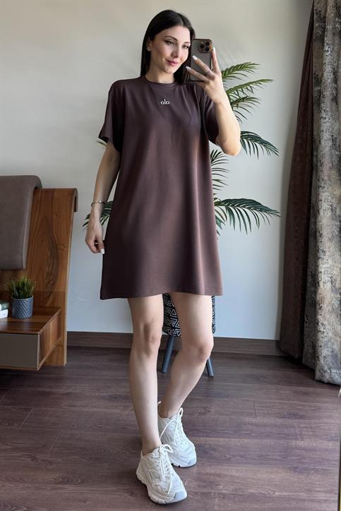 Kahverengi Alo Gümüş Baskılı Oversize Elbise
