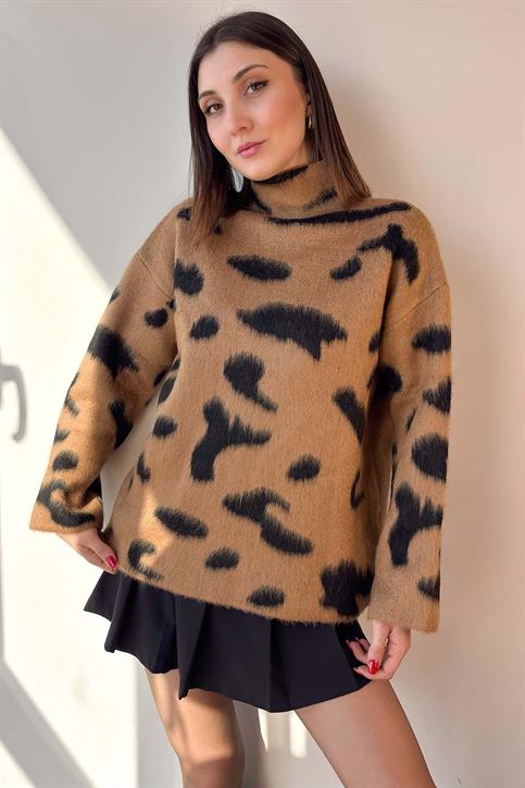 Kahverengi Dik Yaka Oversize Leopar Desenli  Kazak