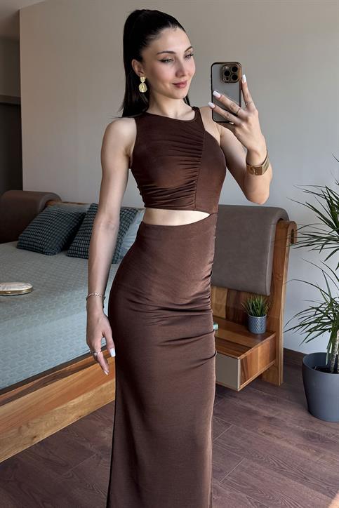 Kahverengi Drapeli Bel Dekolteli Elbise