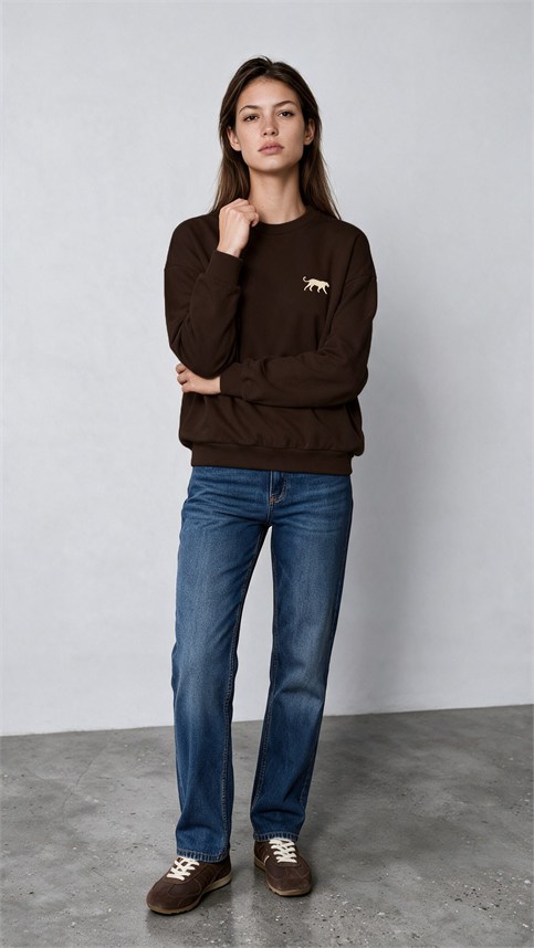 Kahverengi Kaplan Nakışlı Üç İplik Şardonlu Sweatshirt