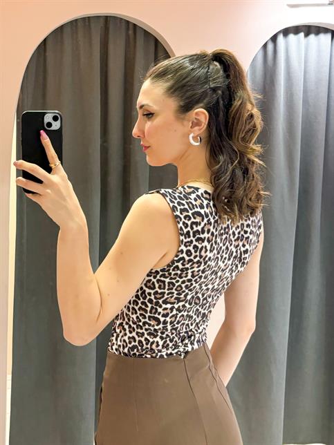 Kahverengi Likralı Kare Yaka Leopar Atlet