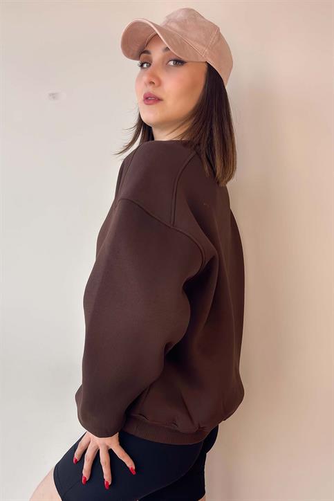Kahverengi Oversize Bisiklet Yaka İçi Şardonlu Üç İplik Sweatshirt