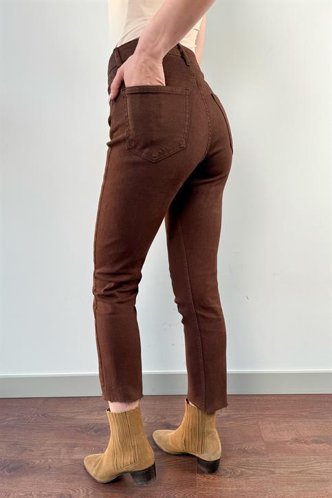 Kahverengi Paça Kesik Boyfit Jean