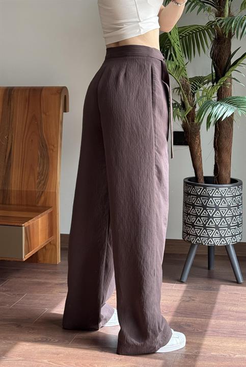 Kahverengi Pantolon