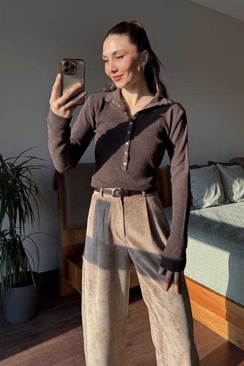 Kahverengi Renata Çıtçıtlı Kazak