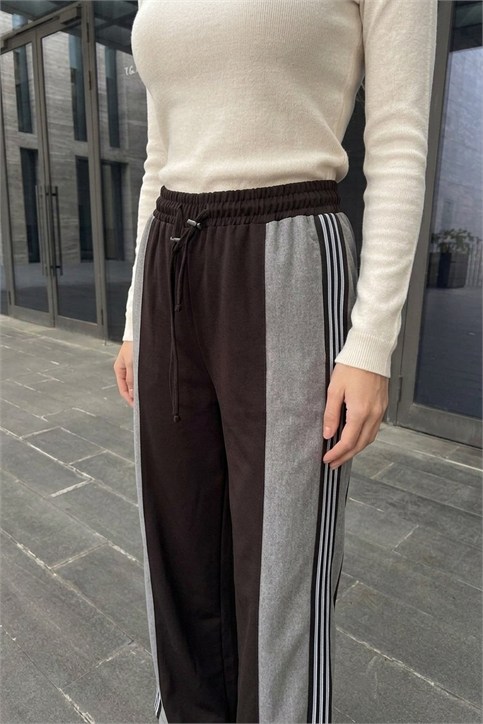 Kahverengi Şerit Detaylı Pantolon