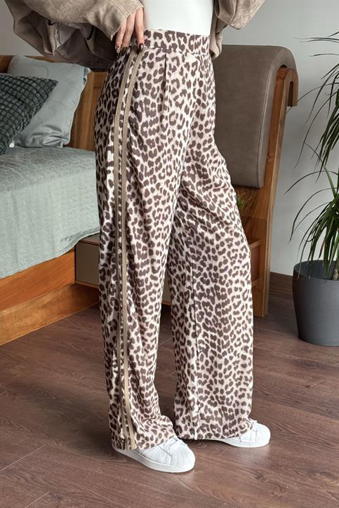 Kahverengi Yanı Şeritli Leopar Desen Pantolon
