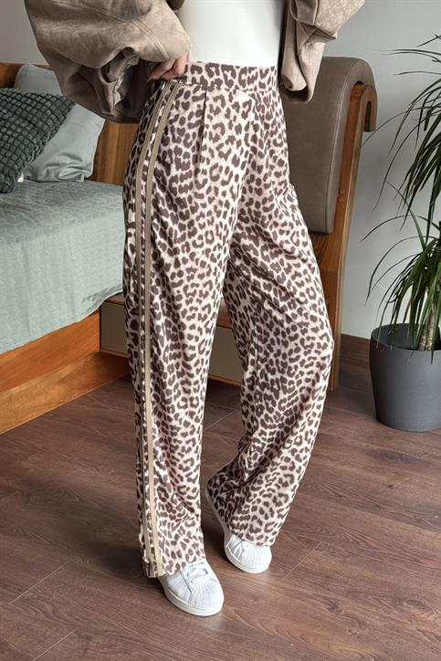 Kahverengi Yanı Şeritli Leopar Desen Pantolon