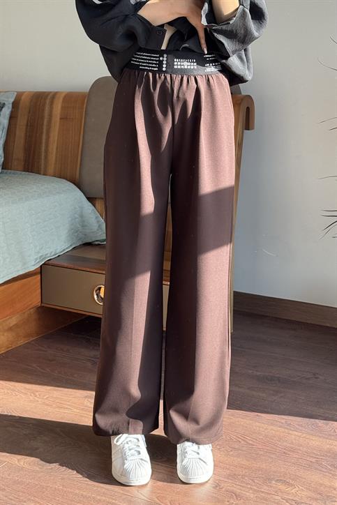 Koyu Kahve Lastik Detaylı Pantolon