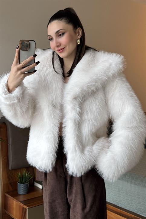 Krem Ara Boy Lolita Kürk Mont