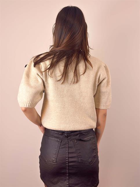 Krem Kurdele Detaylı Kısakollu Crop Kazak
