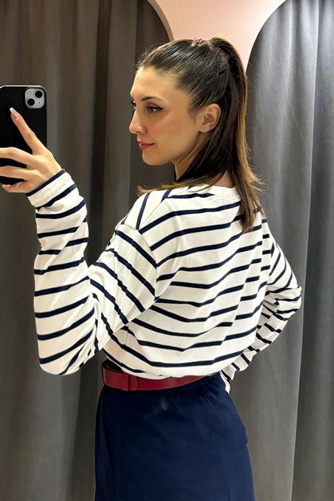 Lacivert Kalp Nakışlı Çizgili Sweatshirt
