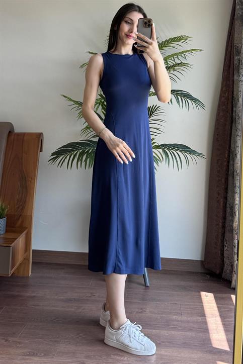 Lacivert Parçalı Sıfır Kol Elbise