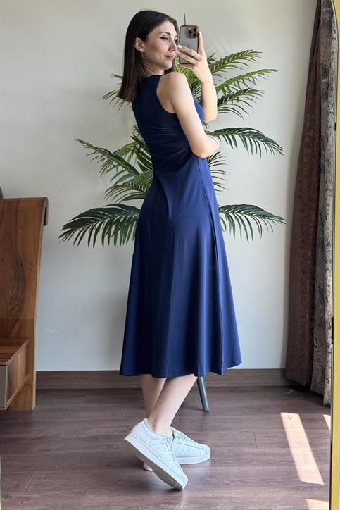 Lacivert Parçalı Sıfır Kol Elbise