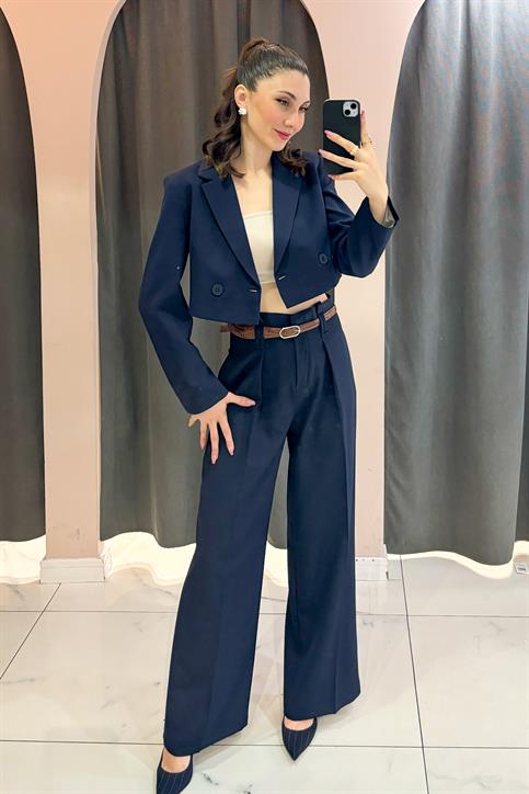 Lacivert Tek Düğmeli Crop Ceket