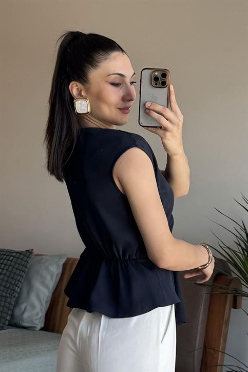 Lacivert Yan Düğme Detaylı Bluz