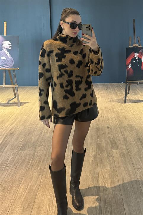 Leopar Desenli Oversize Kazak