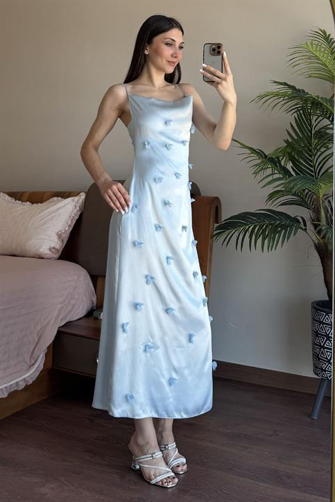 Mavi Çiçek Detaylı Degaje Yaka Saten Elbise