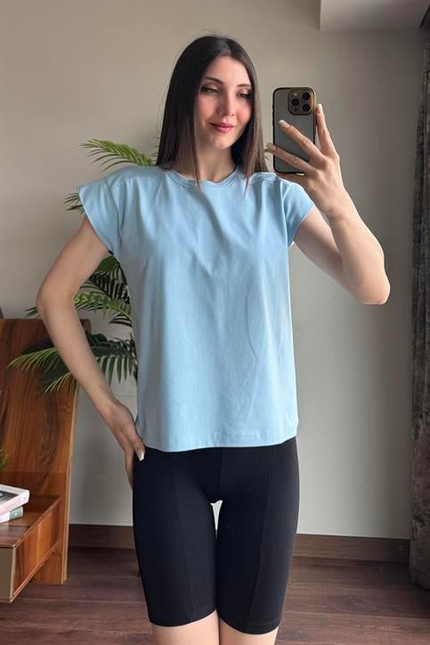 Mavi Kol Detaylı T Shirt