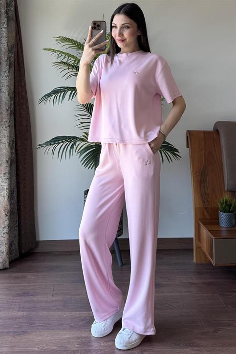 Pembe Alo Baskılı Kısakollu Pantolonlu Takım