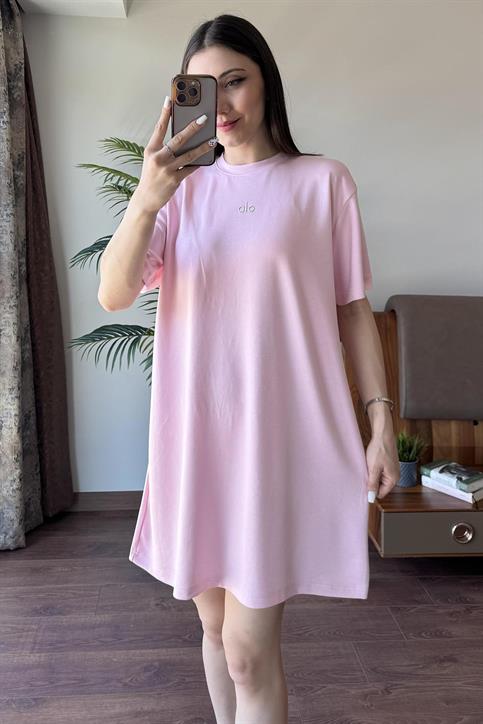 Pembe Alo Gümüş Baskılı Oversize Elbise