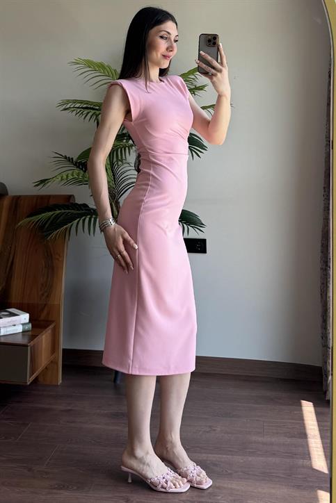 Pembe Bel Büzgülü Vatkalı Elbise