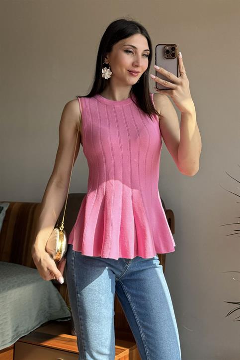 Pembe Belden Oturtmalı Volanlı Bluz
