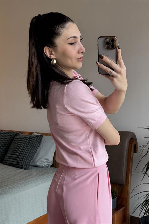Pembe Bisiklet Yaka Kısa Kollu Triko Kazak