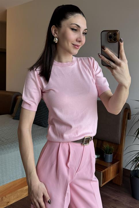 Pembe Bisiklet Yaka Kısa Kollu Triko Kazak