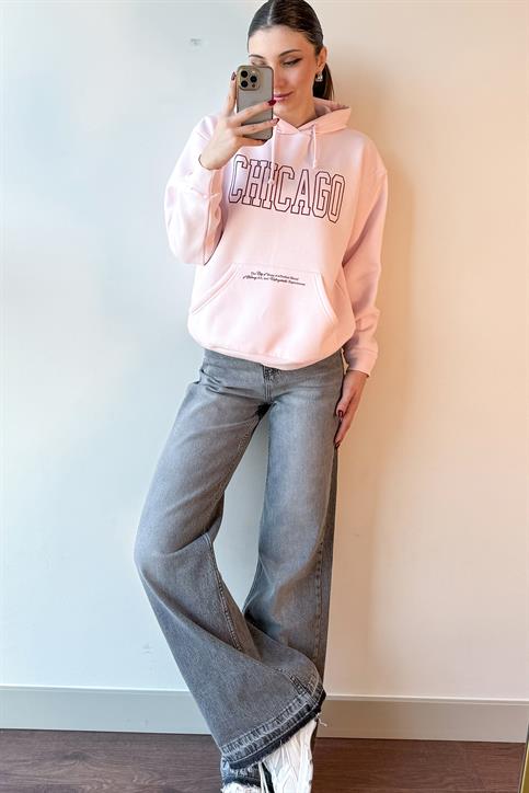 Pembe Chicago Baskılı Cepli Kapüşonlu Sweatshirt