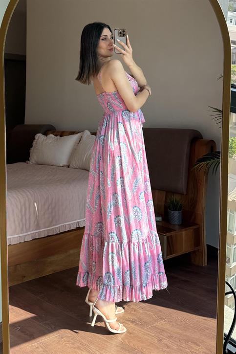 Pembe Desenli İp Askılı Elbise