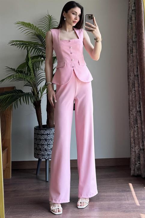 Pembe Dikdörtgen Yakalı İnci Düğmeli Yelek Pantolon Takım