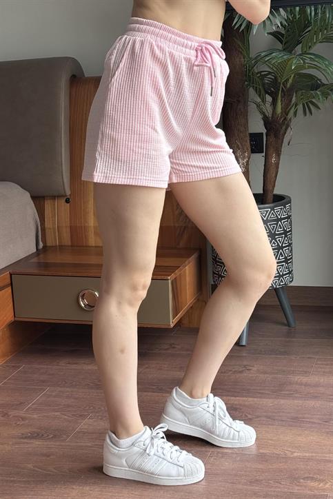 Pembe Elastik Belli Çizgili Şort