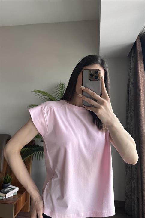 Pembe Kol Detaylı T Shirt
