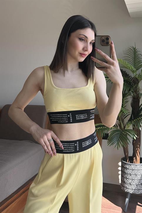 Sarı Lastik Detaylı Crop Top Atlet
