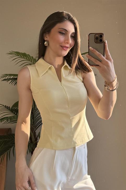Sarı Polo Yaka Fermuarlı T Shirt