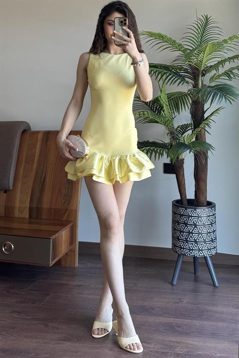 Sarı Ucu Fırfır Detaylı Mini Elbise