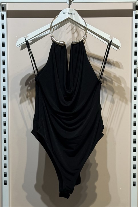 Siyah Demir Detaylı Bluz