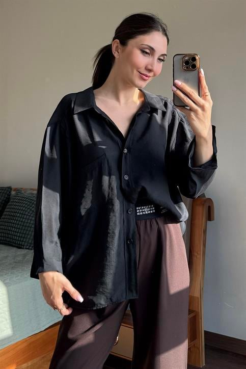 Siyah Düşük Omuzlu Oversize Gömlek