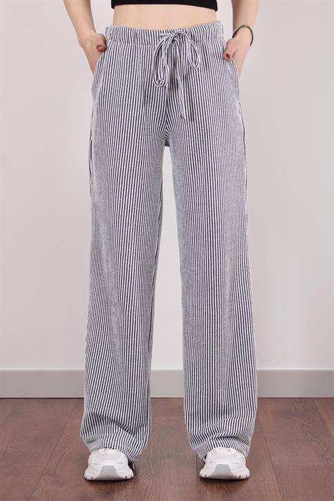 Siyah Elastik Belli Straight Fit Çizgili Pantolon