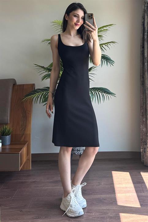 Siyah Kalın Askılı Astarlı Elbise