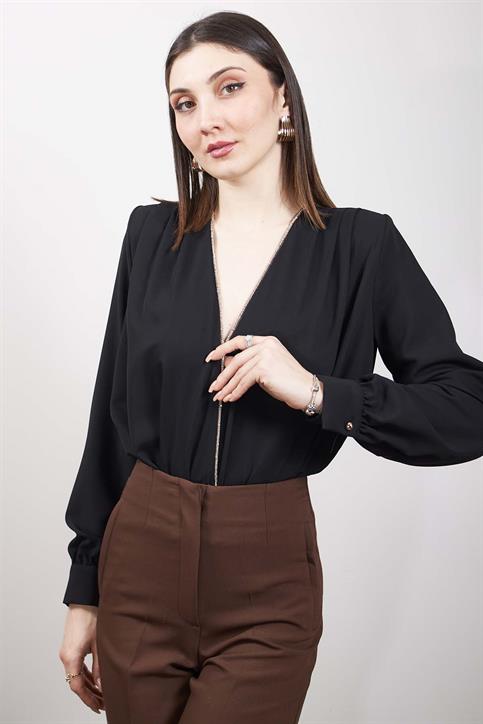Siyah Kruvaze Yaka Şerit Taşlı Bodysuit