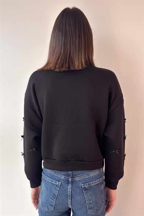 Siyah Kurdele Detaylı Pinterest Crop Sweatshirt