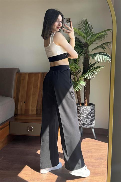Siyah Lastik Detaylı Pantolon