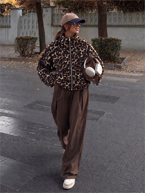 Siyah Leopar Desenli Fermuarlı Polar Sweatshirt