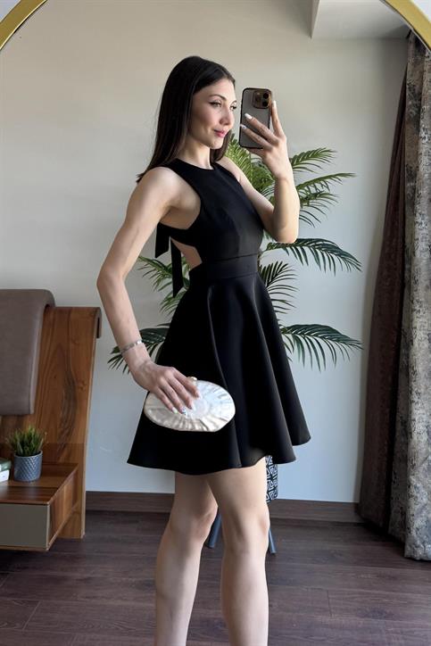 Siyah Luke Sırt Bağlamalı Mini Elbise