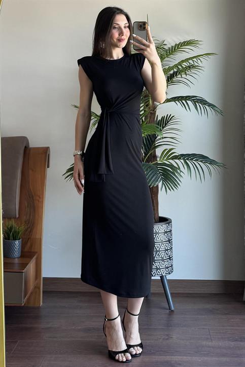 Siyah Vatkalı Önü Bağlamalı Elbise