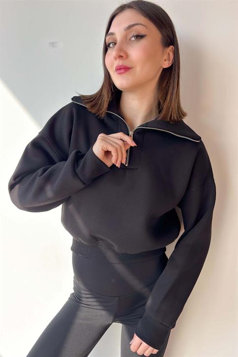 Siyah Yaka Detaylı Crop Sweatshirt